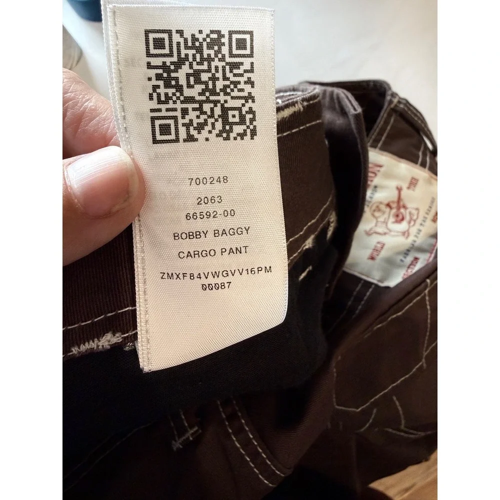 True Religion Bobby Baggy Cargo Pant Men 32 Brown Contrast Stitch 66592-00